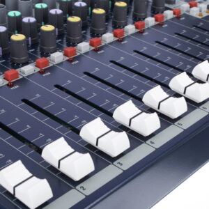 Soundcraft EFX8 Mixing Console mikseta - Slika 3